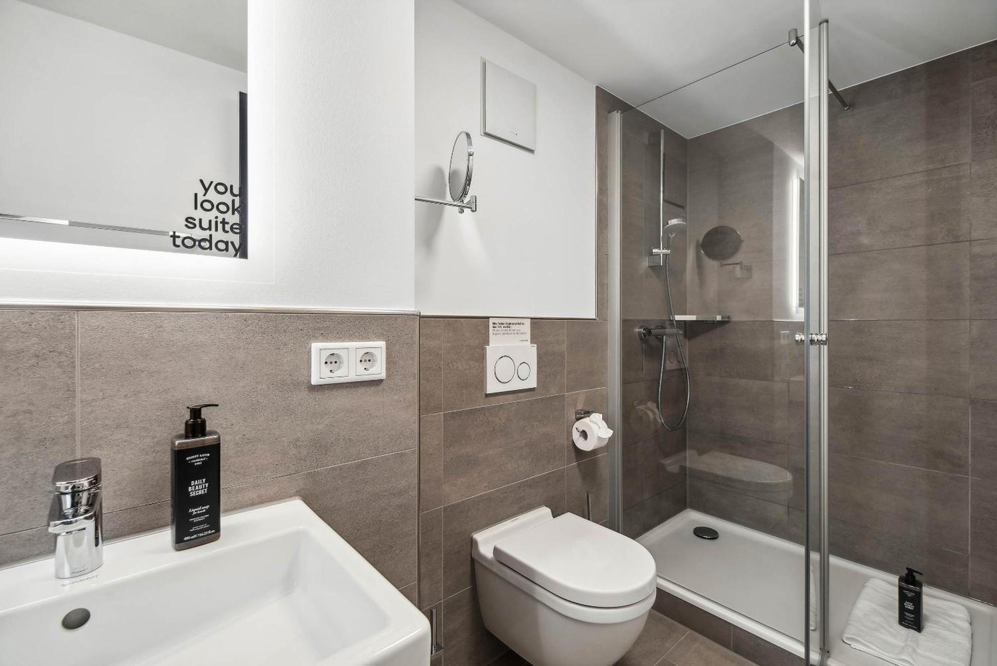 Limehome Kassel Wilhelmsstrasse Exterior foto