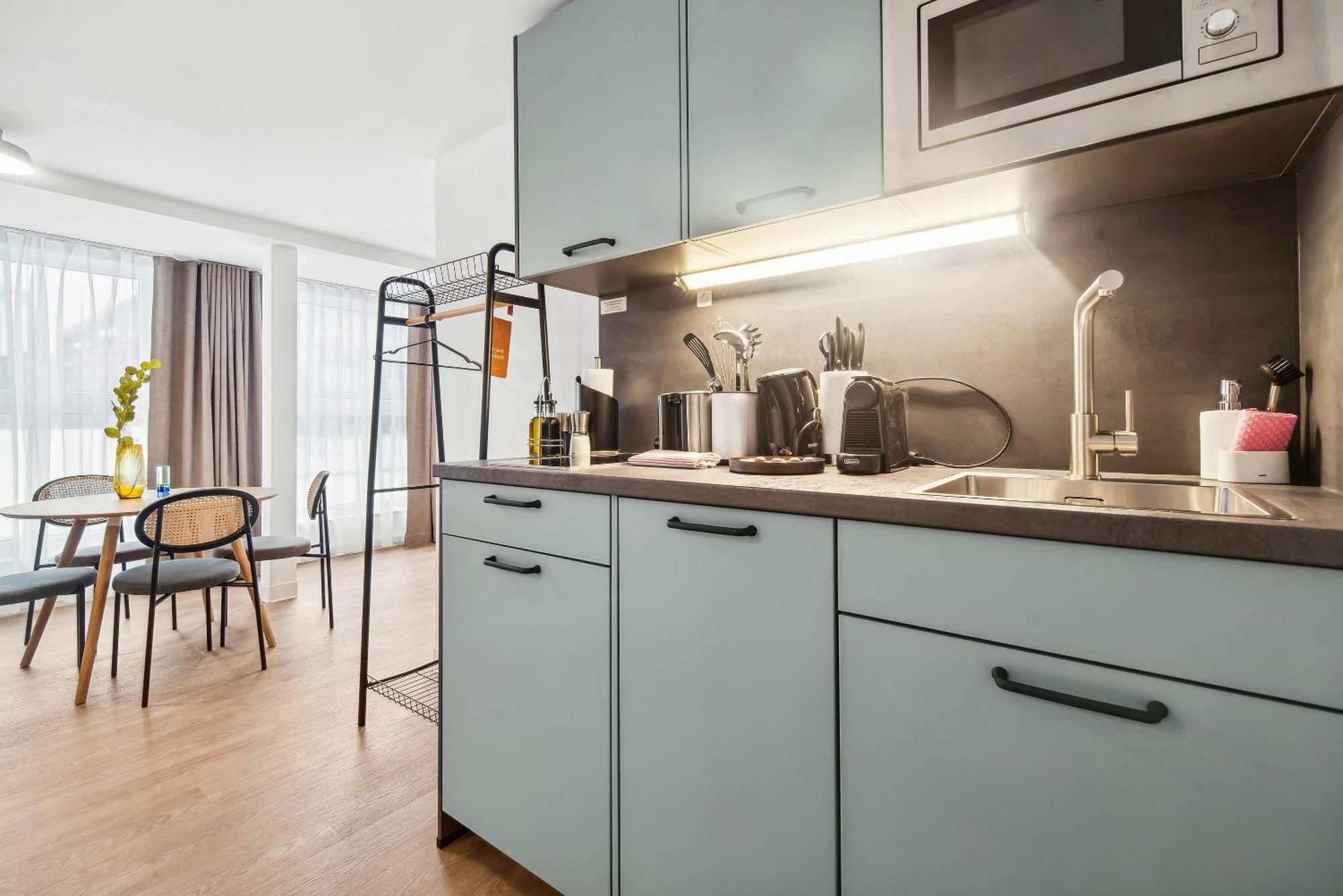 Limehome Kassel Wilhelmsstrasse Exterior foto